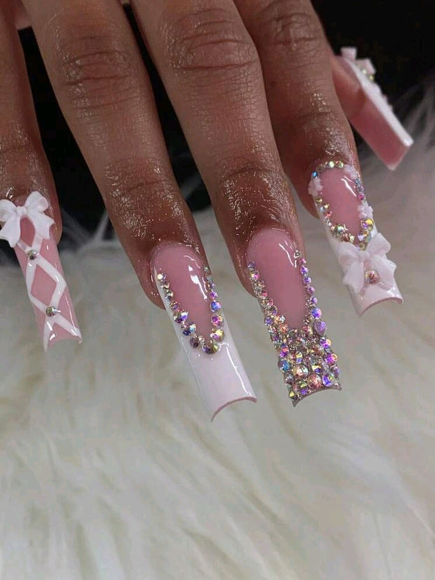 Lavish Nails