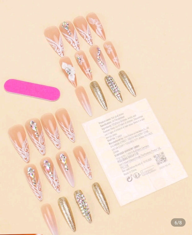 Lavish Nails